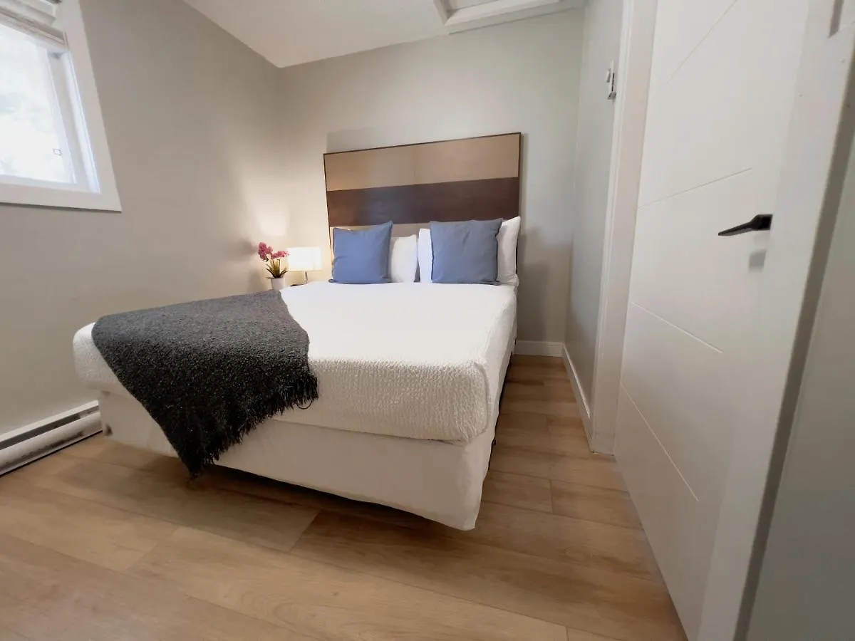Oceanside Villas Sechelt 2*,